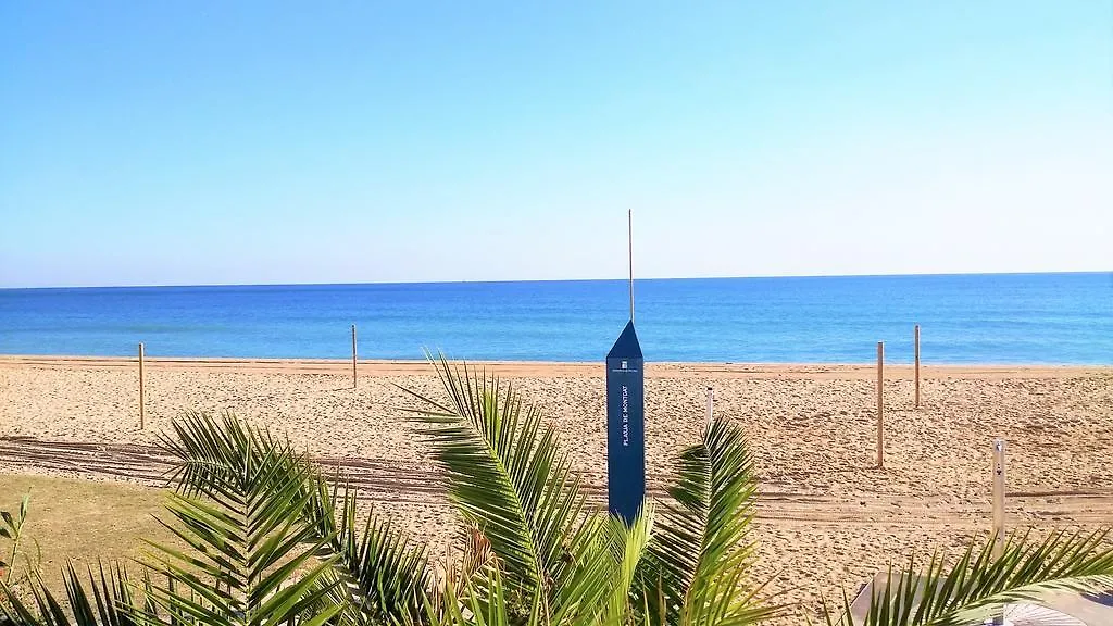 Mia Beach-City Apartment مونغات 0*,  إسبانيا