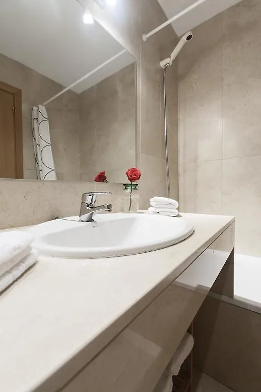 Mia Beach-City Apartment Montgat 0*,